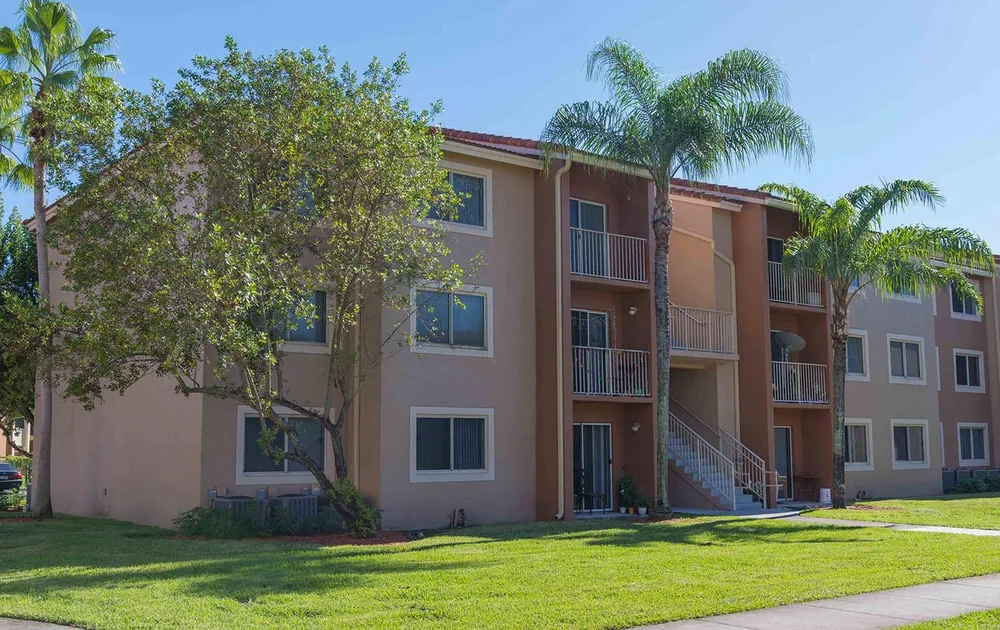 Golfside Villas